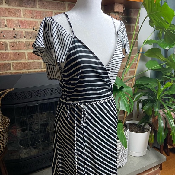 Striped Off-The-Shoulder Midi Wrap Dress, Size M - Picture 2 of 14